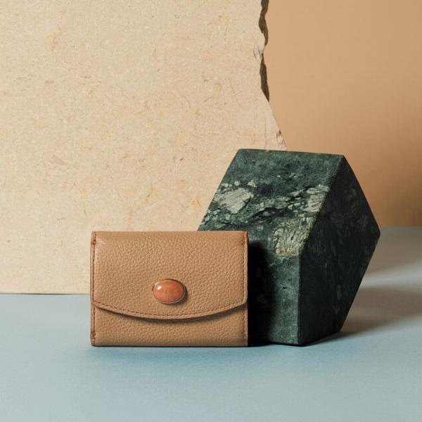 【TOPKAPI】 gemdrops ジェムドロップ ミニエンボスレザー 天然石 三つ折り 財布