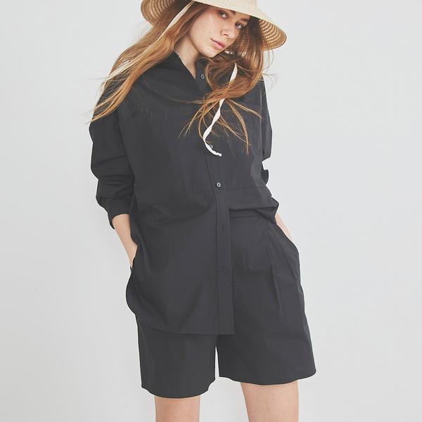 シャツ×ショートパンツセットアップ