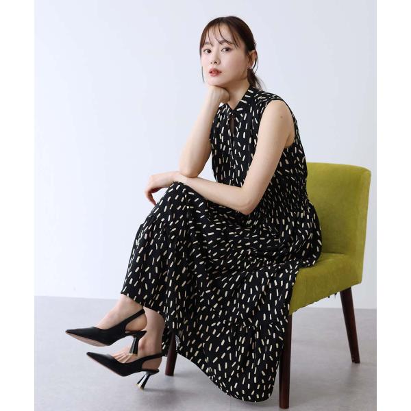 《M/L》スタンドカラーティアードワンピース