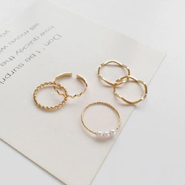 レイヤードリング（5点セット）