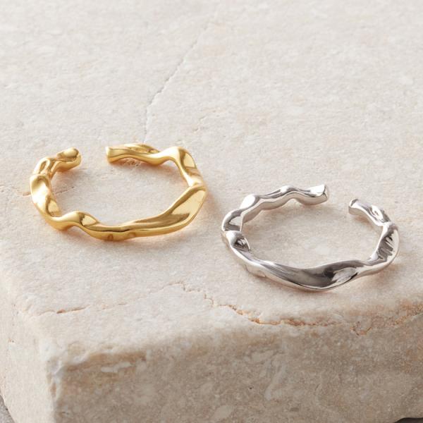 ウェーブリング（シルバー925 ）