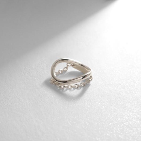 シルバー ドレープチェーン カーブリング