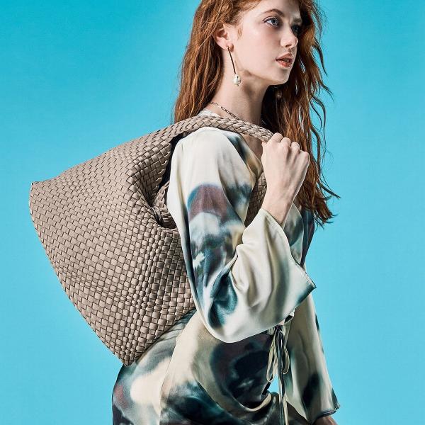 ネオプレン イントレチャート ワンハンドル ショルダー トート バッグ