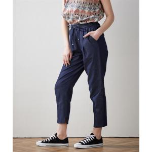 デニムタックテーパードパンツ