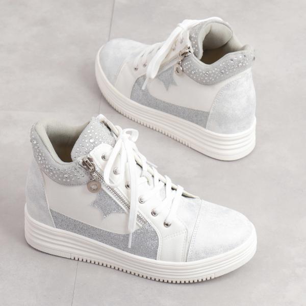 【新色追加】星モチーフ　インヒール厚底ハイカットスニーカー