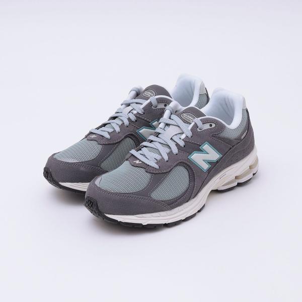 NEW BALANCE: 2002R