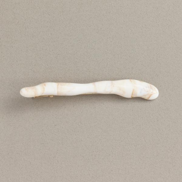 フローイングカラーヘアクリップ　アイボリー