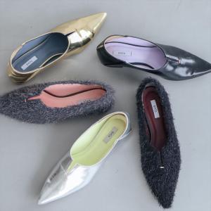 FABIO RUSCONI（ファビオルスコーニ） フラットパンプス 39 ゴールド