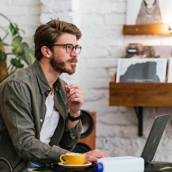 PARAFINA リーディンググラス SENA +1.0〜+2.5 ブルーライトカット