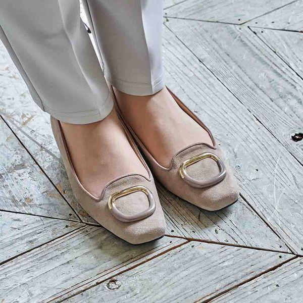 バックルオペラパンプス