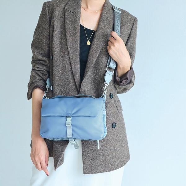 Freely フリーリー ナイロン ロゴテープ ショルダーバッグ / サコッシュ