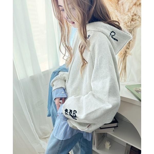 《JaVa ジャバコラボ》ラフに過ごしたい日にもトレンドをプラス。ランダム刺繍裏起毛パーカー