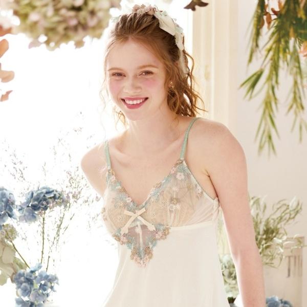 アレッタ スリップ