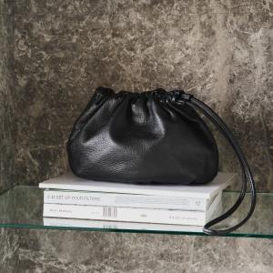 russet（ラシット） レザー巾着4WAYショルダーバッグ : タカシマヤ