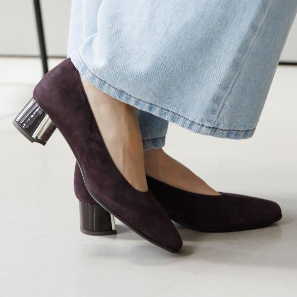 ビジネス〜セレモニーまで◇【25秋冬新作】スクエアトゥメタルプレートヒールパンプス/651112