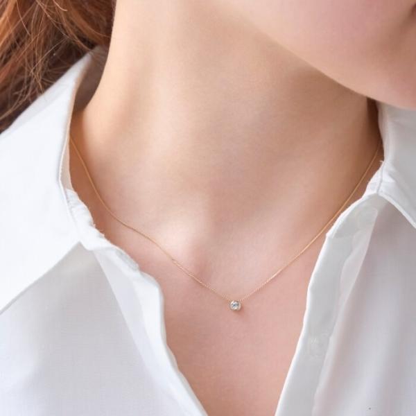 【金属アレルギー対応】シャインベゼルセッティングネックレス　シャンパンゴールド