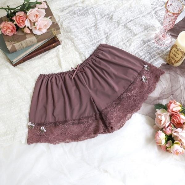 リア タップパンツ