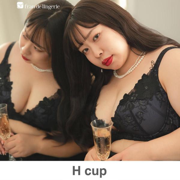 餅田コシヒカリさんとフランデランジェリーのコラボレーションが再び実現♪　グレースソワンエッセンシャル