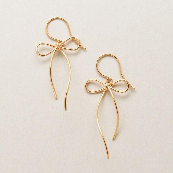 GF リボン ワイヤー ピアス