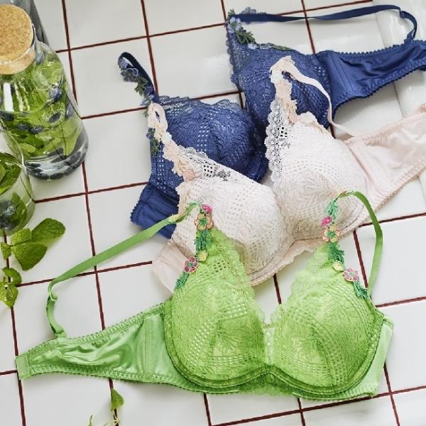 夢みるブラ DeepV ブラジャー フレーバーウォーター 1511【E、Fカップ】