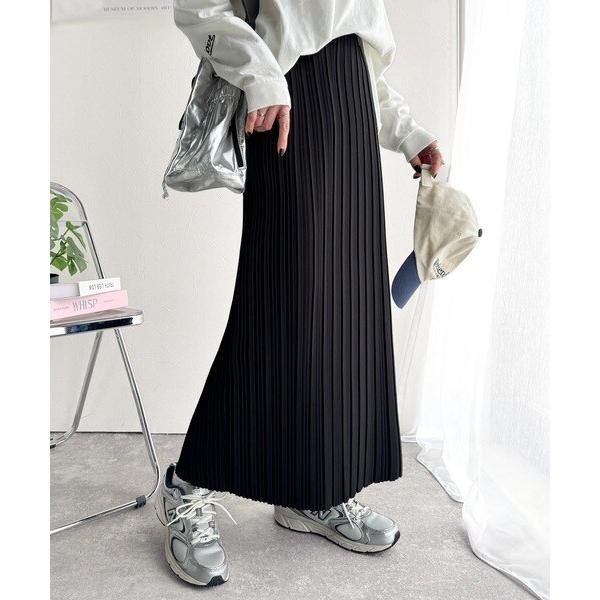 大人の”きちんと見え”を叶える。プリーツロングスカート