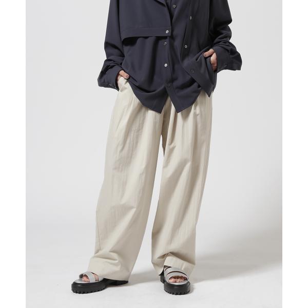 DROIT BELLO（ドロイトベロ）2Tuck Easy Pants