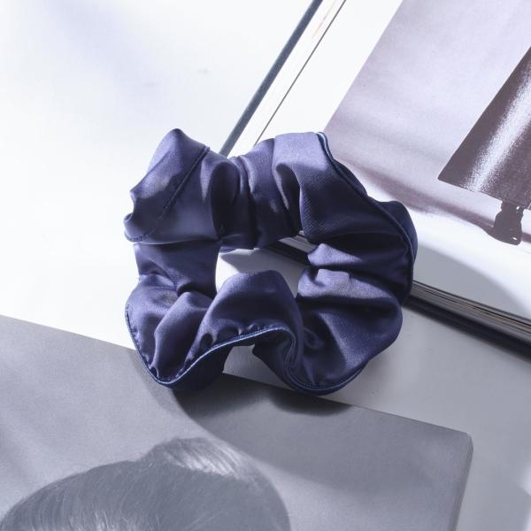 サテンシュシュ