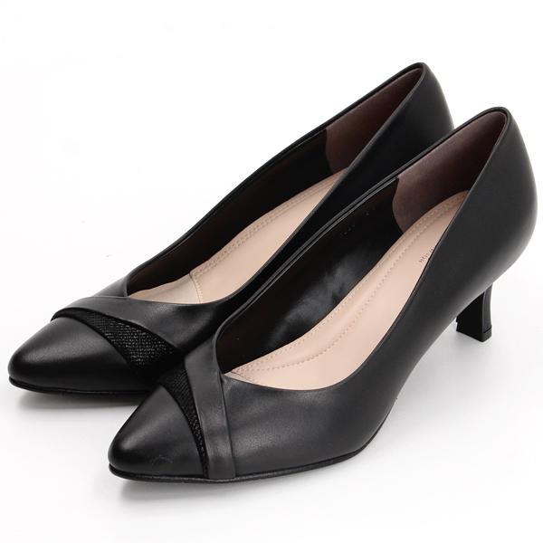 ポインテッドトゥデザインパンプス