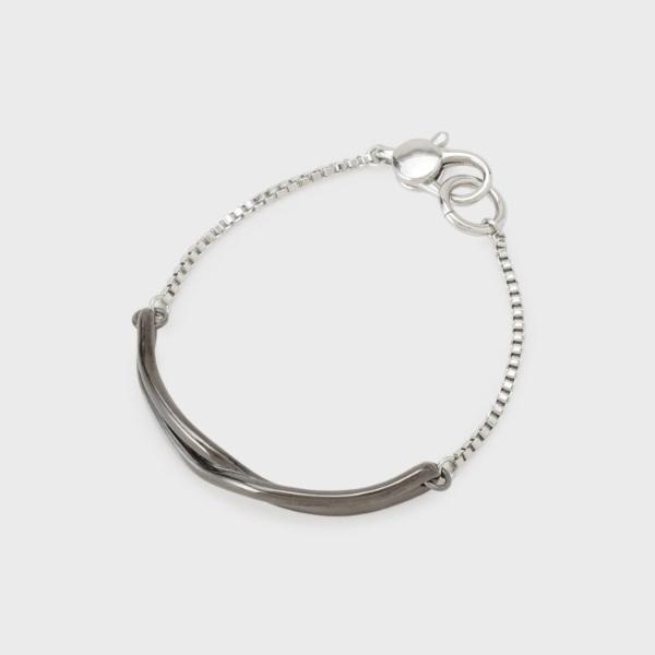 レイヤーブレスレット