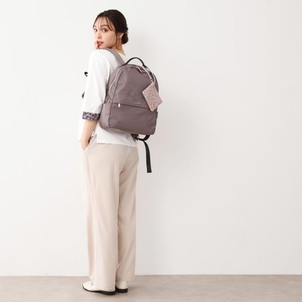 【4L収納／クッションポケット／ポーチ付き】多機能バックパック
