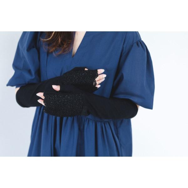 M002　指先ケミカルレース　UVアームカバー手袋　セミロングサイズ