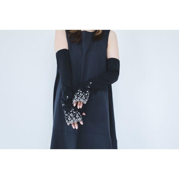 L004　冷感抗菌指先花ししゅう　UVアームカバー手袋　ロングサイズ