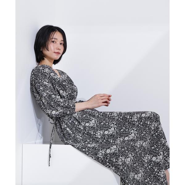 カシュクールフラワープリントワンピース