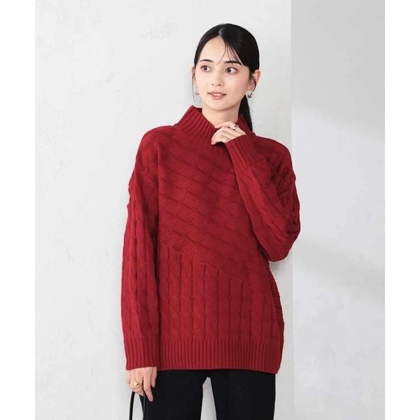 ケーブル編みバイアスデザインニット