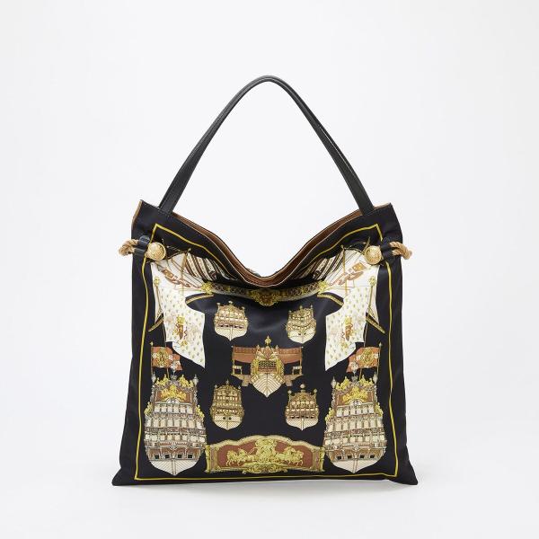 【TREASURE TOPKAPI】マイルドサテン スカーフ柄 トートバッグ