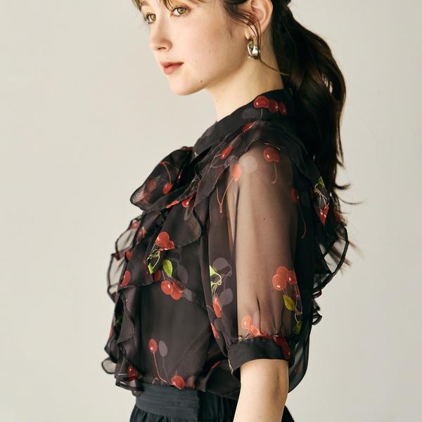 チェリープリントリボン付きブラウス