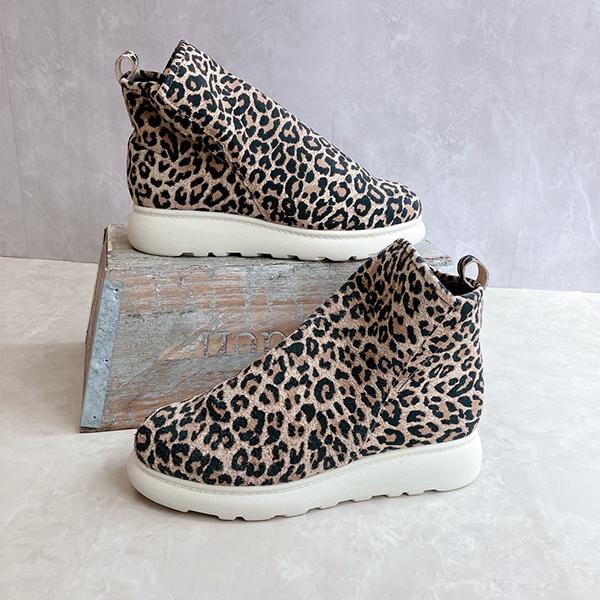 軽量 シンプルデザインボリュームソール サイドゴアレザーブーツ