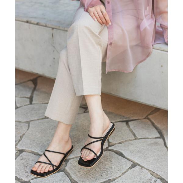 コードアシメサンダル