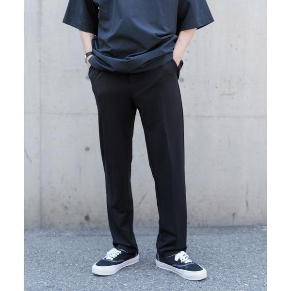 1-tuck スリムフィットスラックス