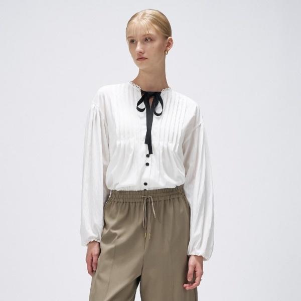 【マシンウォッシュ】リボンピンタックブラウス