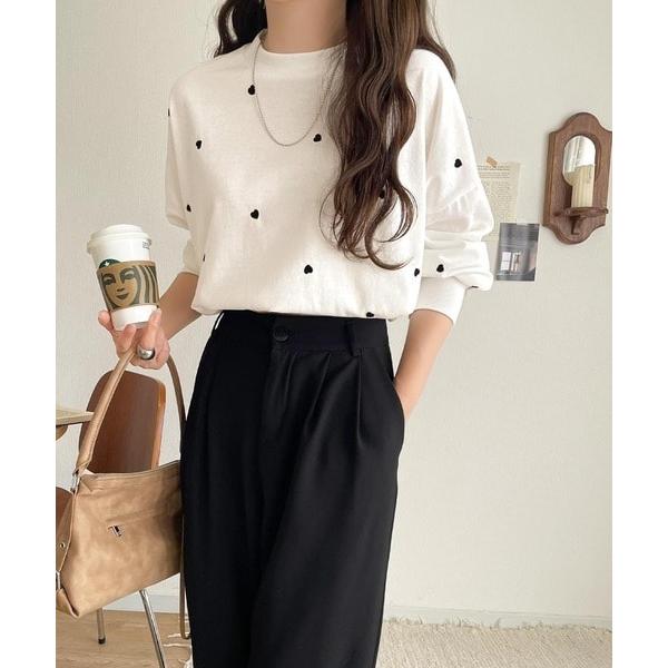 【25AW新作】《JaVaコラボ》さりげなく“可愛い”。袖ネーム付きミニハート総刺繍Tシャツ(長袖)