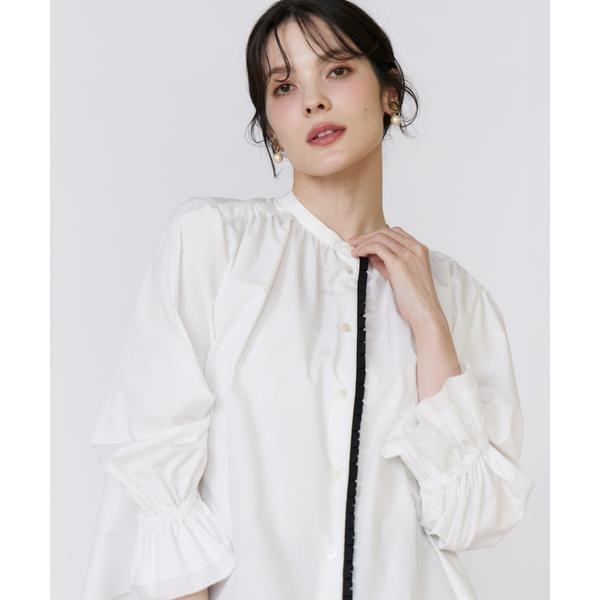 配色フリルショート丈ブラウス