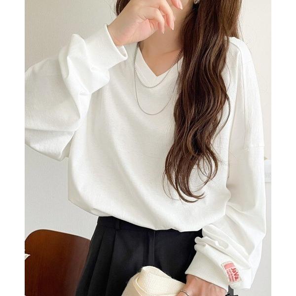 《JaVa ジャバコラボ》シンプルなのに、存在感。綿100％Vネック切り替えロンT（長袖）