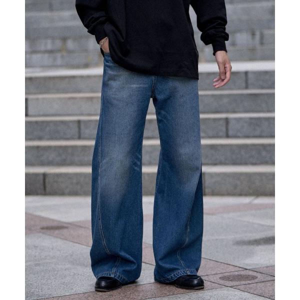 カーブフレアデニムパンツ