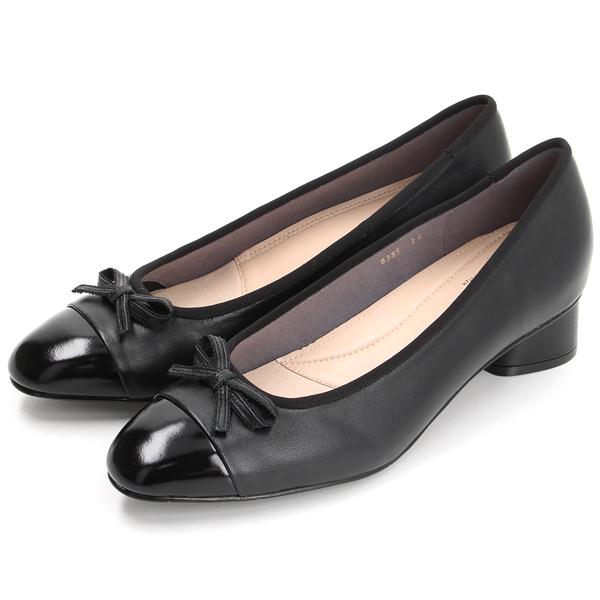 トゥーキャップリボンモチーフパンプス
