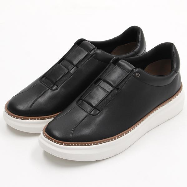 スリッポンスニーカー