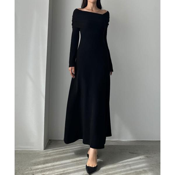 Louere　アシメネックフレアニットワンピース