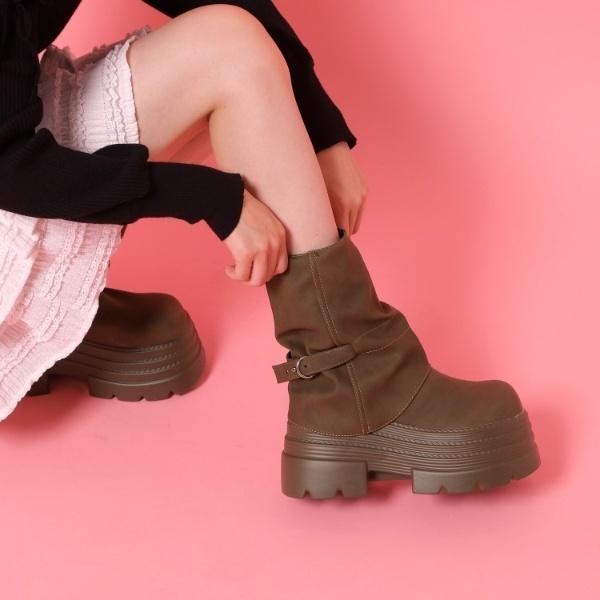 厚底カバーブーツ