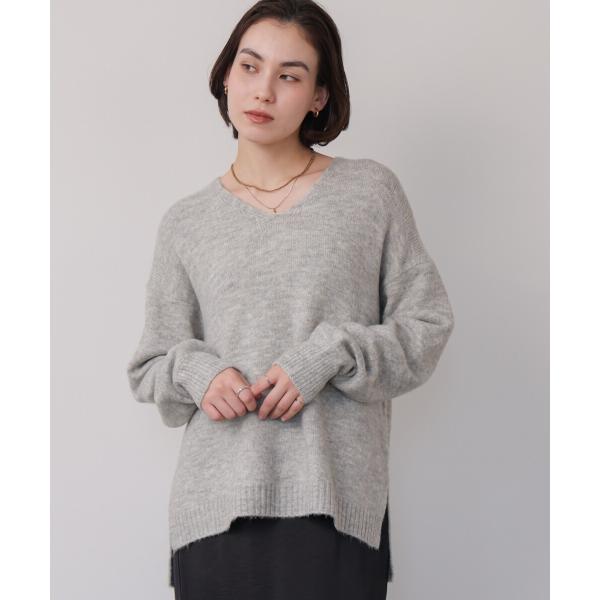 ヤクライクＶネックニットプルオーバー