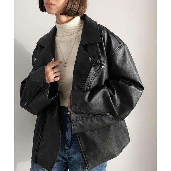 秋冬新作《JaVaジャバコラボ》甘さ控えめ、無敵の女っぽさ。フェイクレザーダブルライダースジャケット